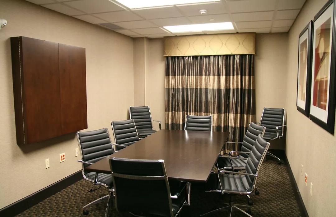 Hampton Inn & Suites Detroit/Airport Romulus-1