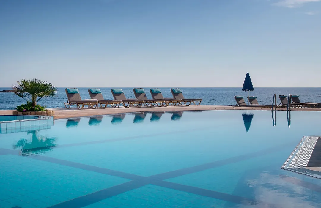 Pyrgos Beach Hotel Apartments-1
