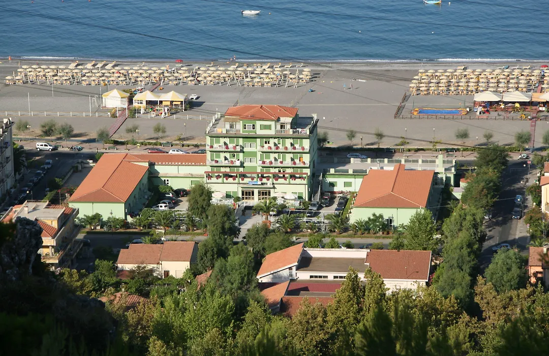 Hotel Germania-1