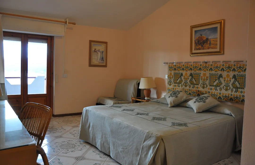 Hotel L'Oasi-1