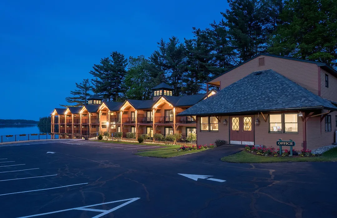 Center Harbor Inn-1