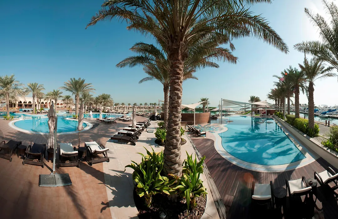 Albander Hotel & Resort-1