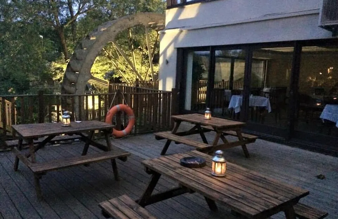 Old Mill Hotel & Lodge-1
