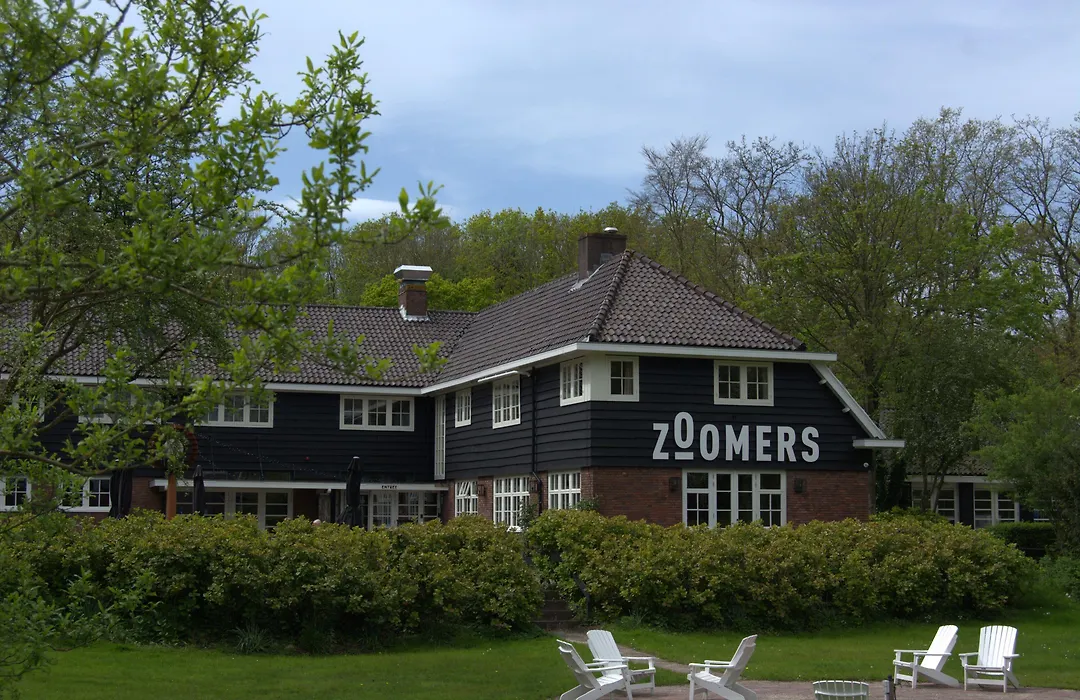 Zoomers Aan Het Bos-1
