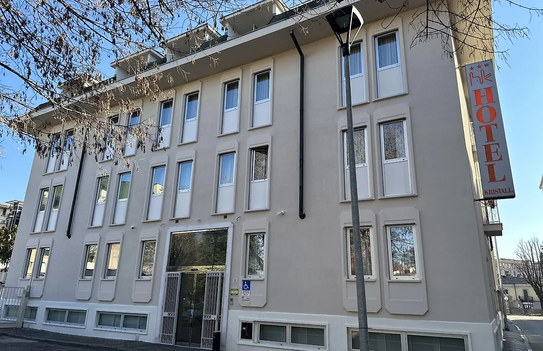 Hotel Kristall-1