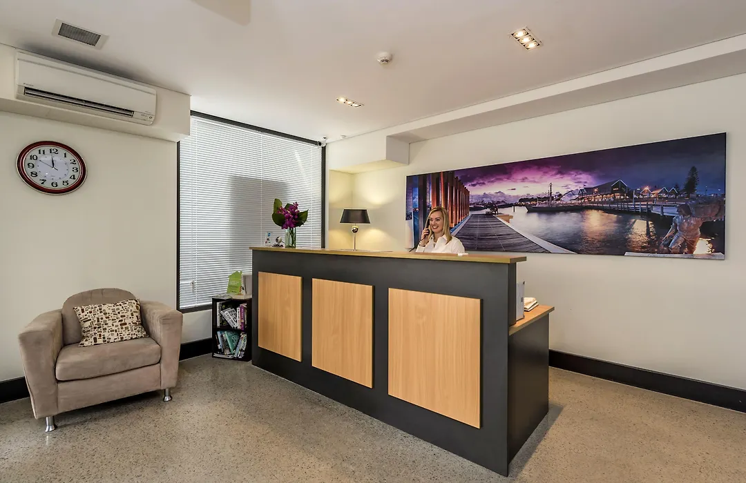New Haus By Hougoumont Hotel, Former Bannister 22-1