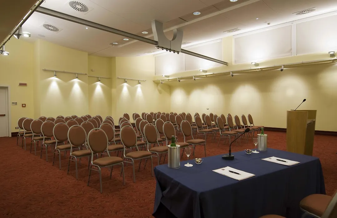 Jr Hotels Oriente Bari-1