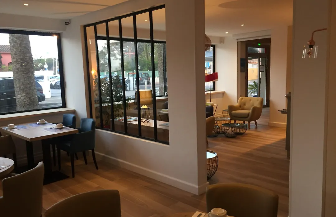 Le Galion Hotel Et Restaurant Canet Plage - Logis-1