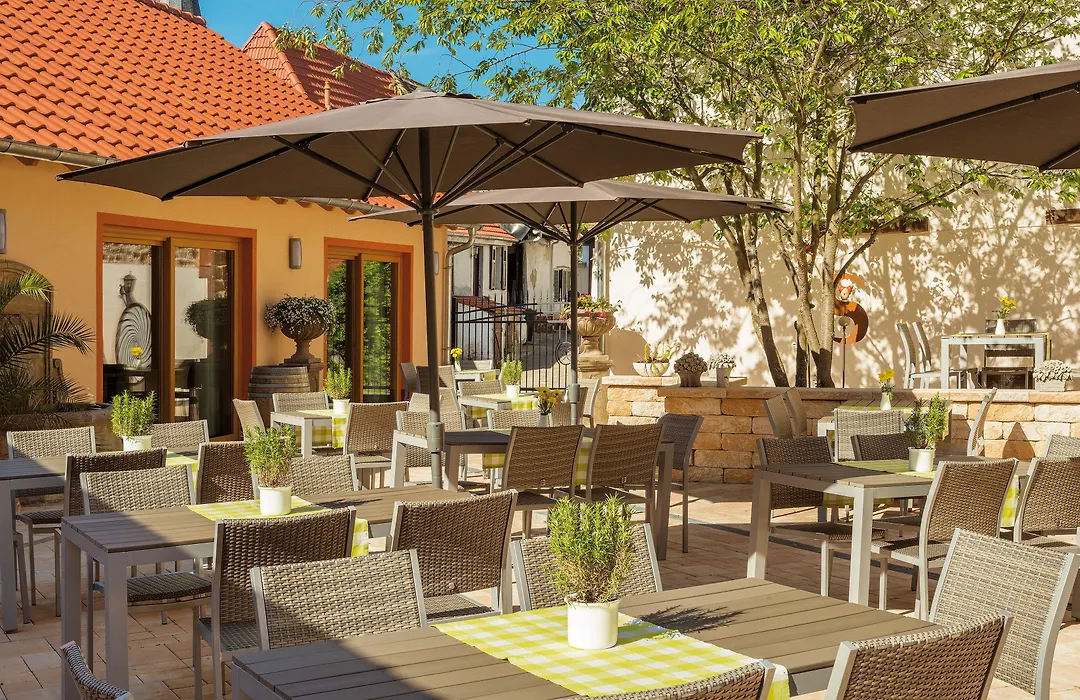 Pfalzhotel Asselheim-1