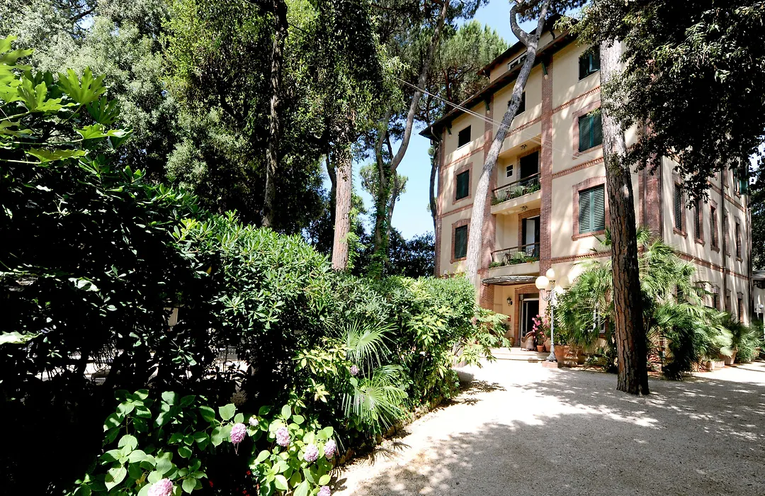 Hotel Villa Tiziana-1