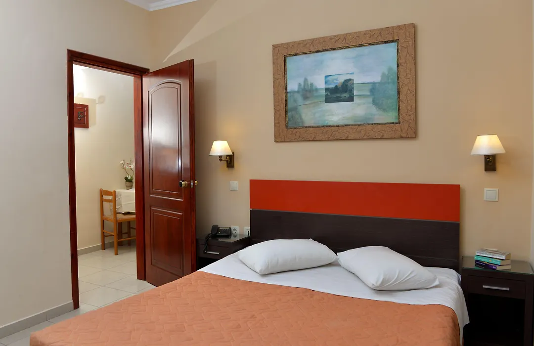 Planos Beach Hotel-1