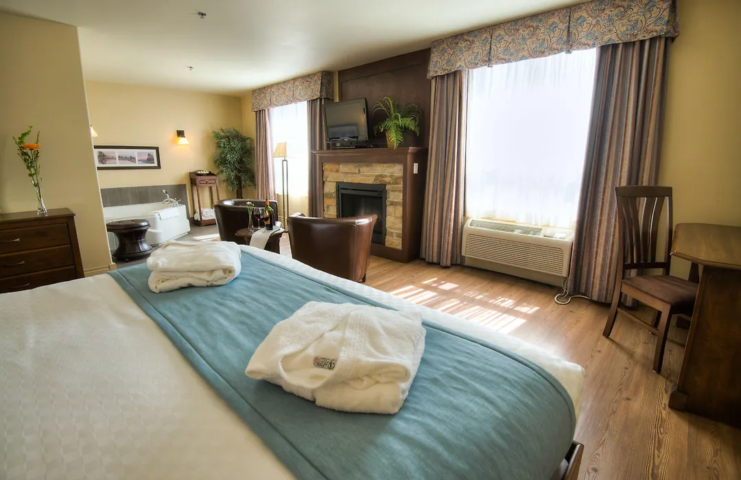 Days Inn By Wyndham Levis-1