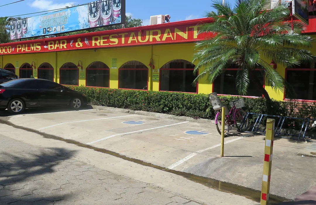 Hotel Coco Palms-1