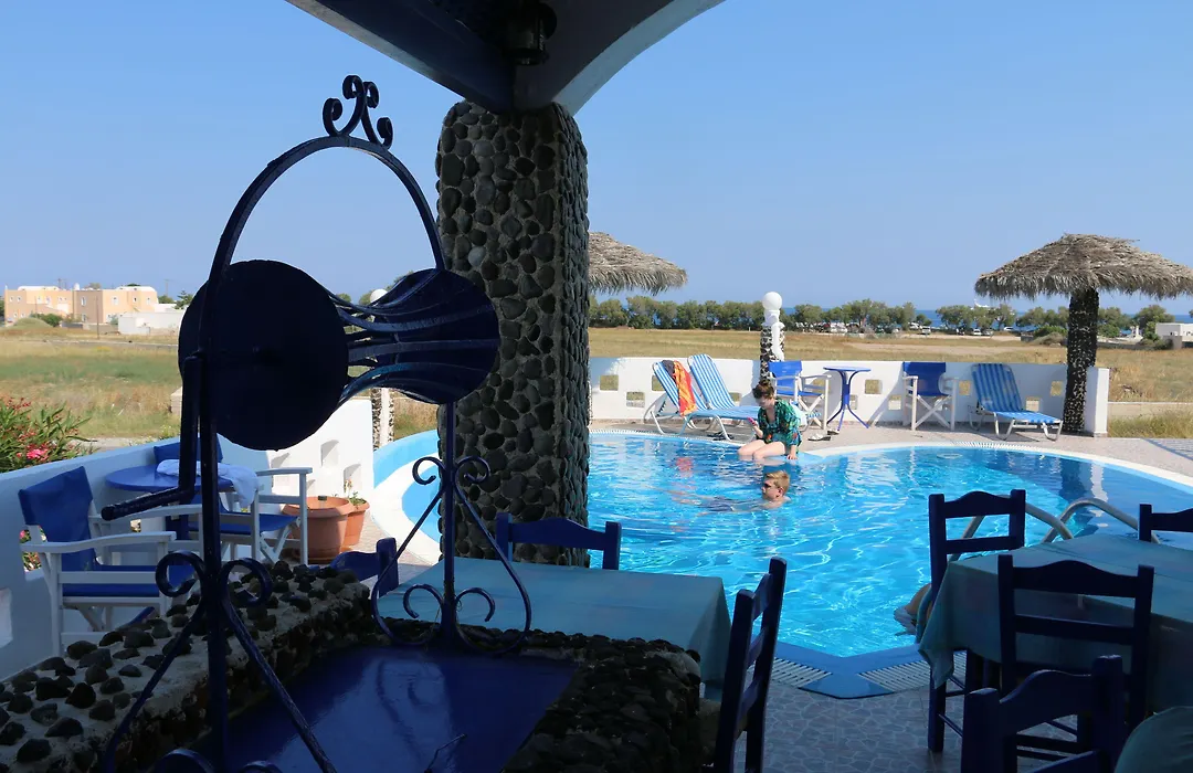 Honeymoon Beach Studios-1