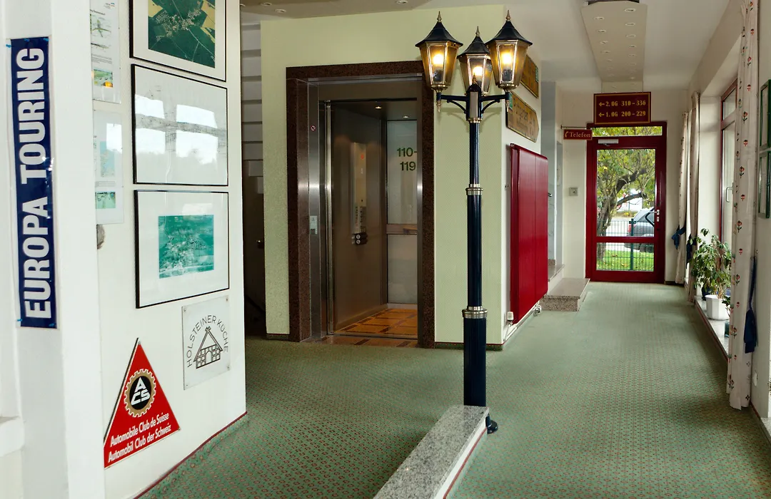 Hotel Gremersdorf - Zum Grünen Jäger-1