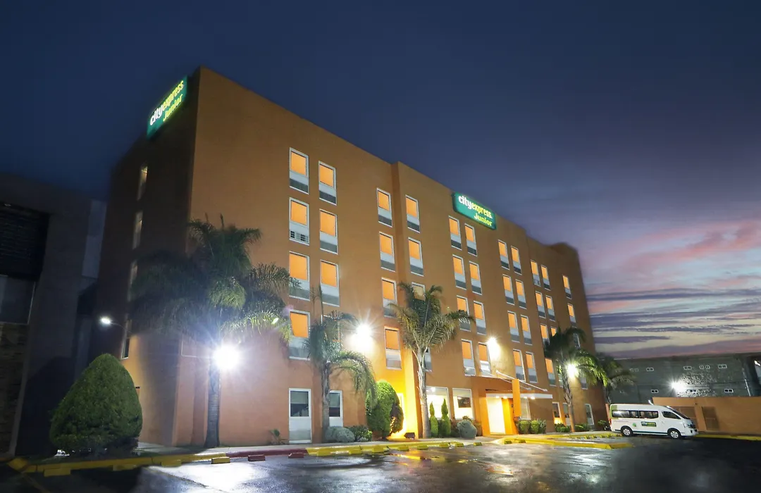City Express Junior By Marriott Toluca Aeropuerto-1