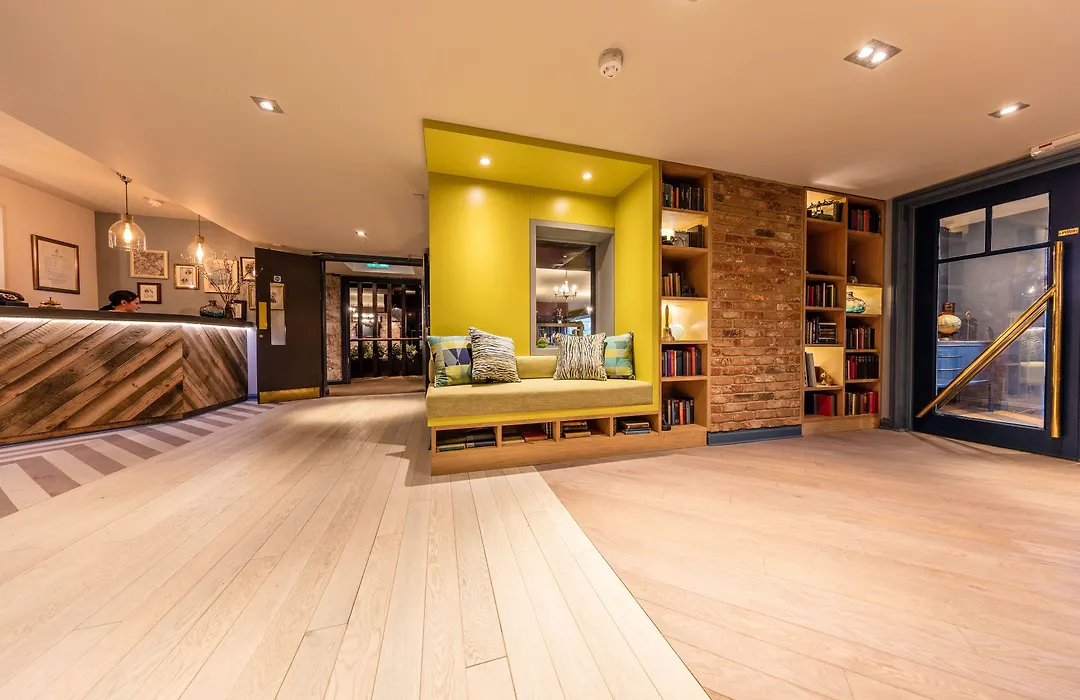 The Alexander Pope Hotel-1