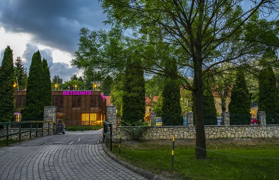 Betekints Wellness Hotel-1