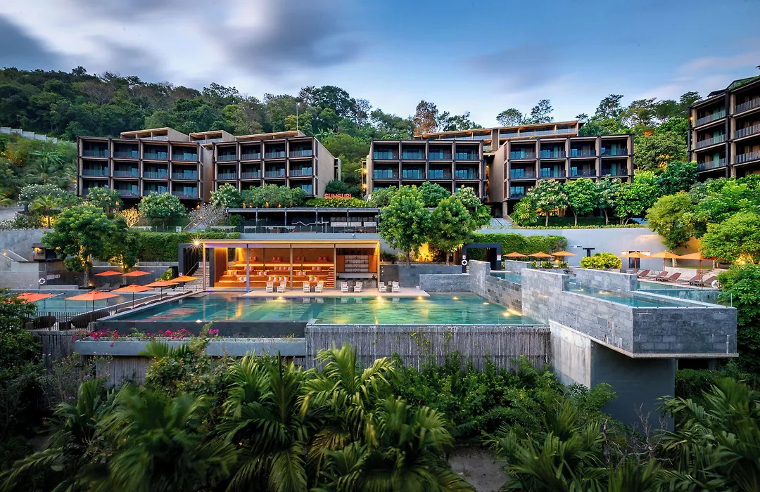 Sunsuri Phuket Resort, Nai Harn Beach-1