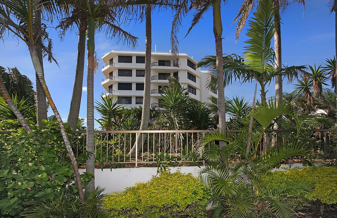 Spindrift On The Beach - Absolute Beachfront-1