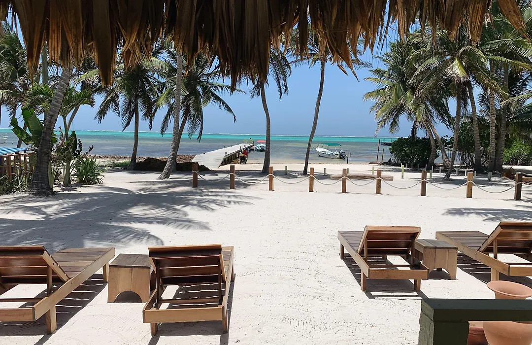 Caye Casa-1