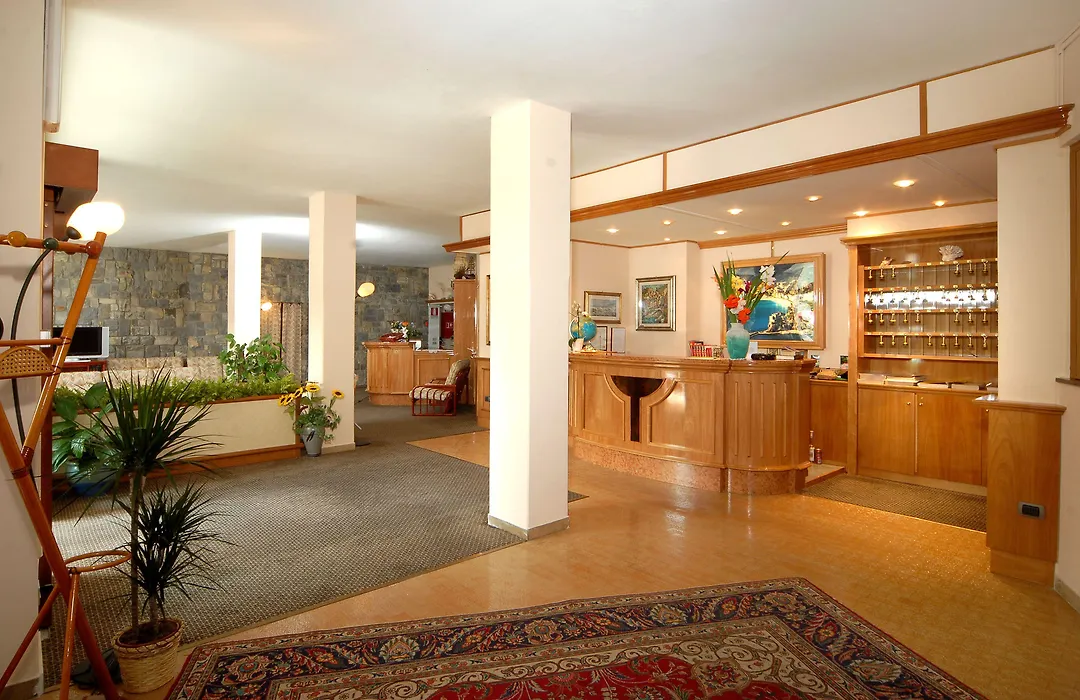 Hotel 5 Terre-1