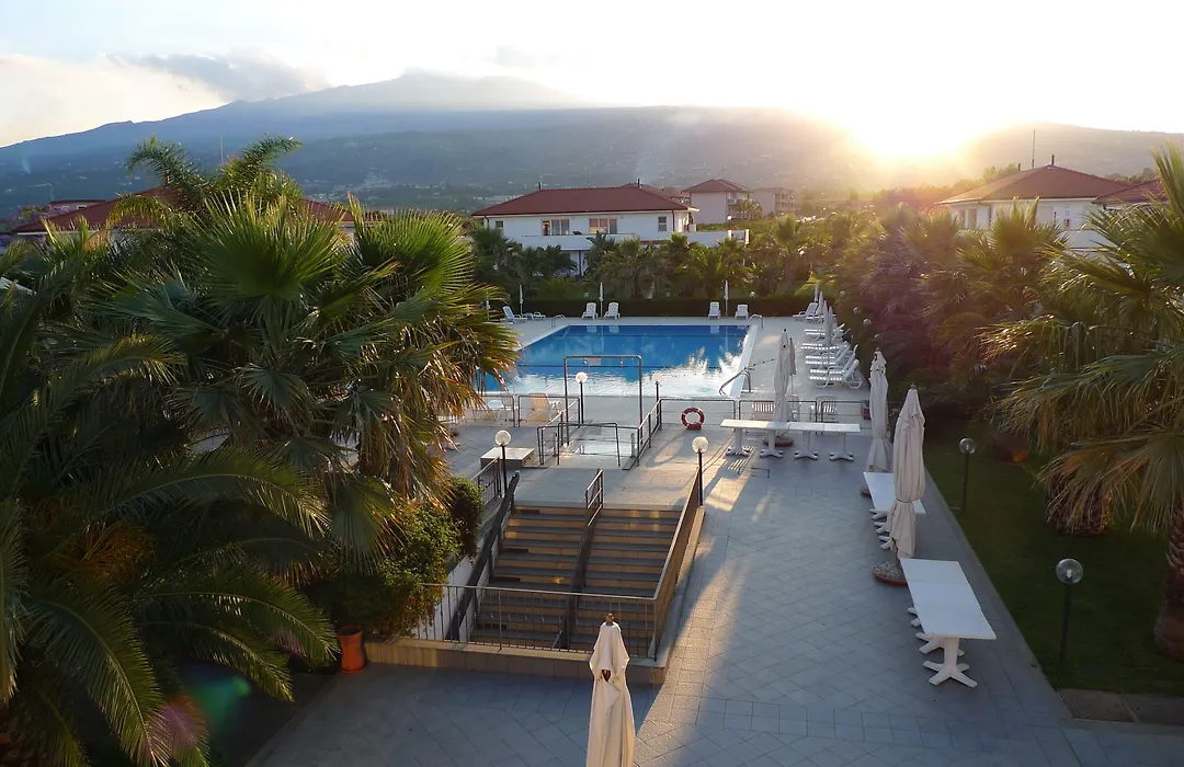 King'S House Hotel Resort-1