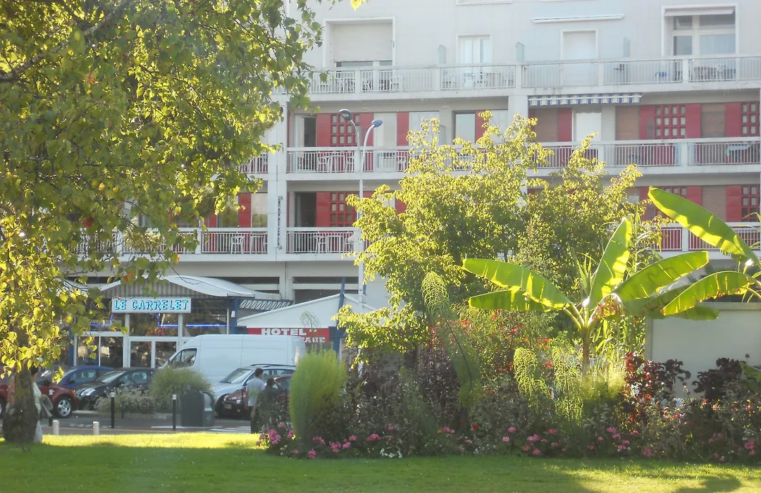 Brit Hotel Hermitage-1