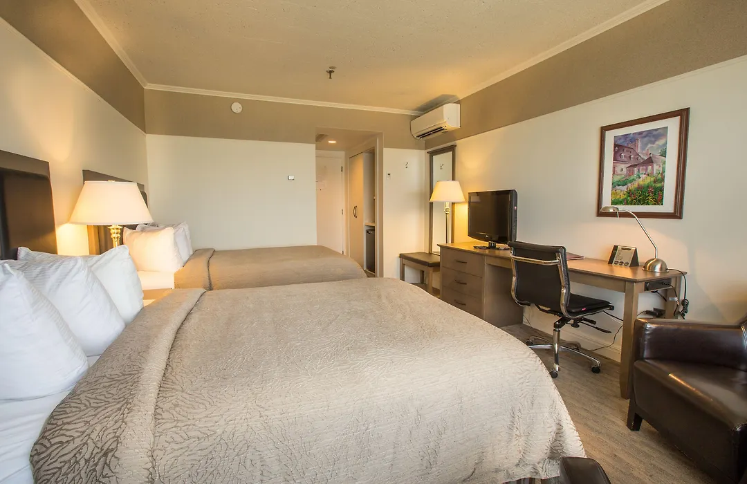 Hotel Le Manoir Baie-Comeau-1
