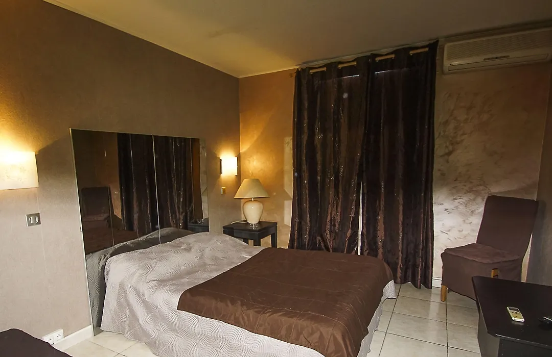Hotel Le Derby-1
