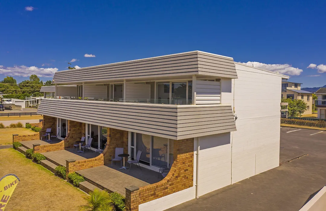 The Oceanside Motel-1
