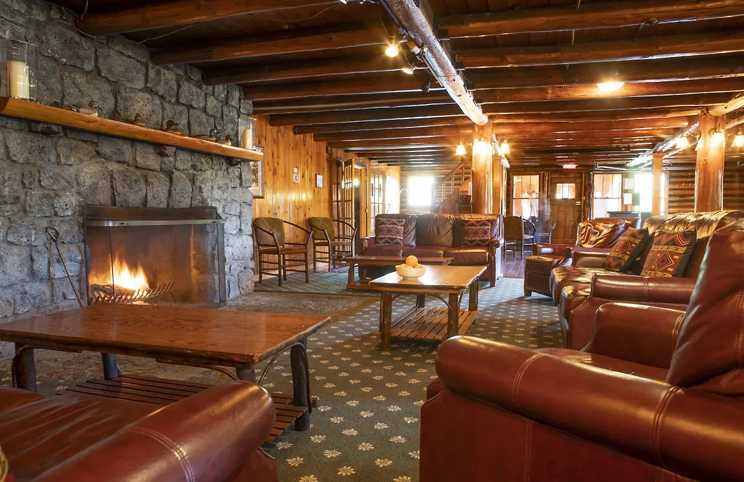Garnet Hill Lodge-1