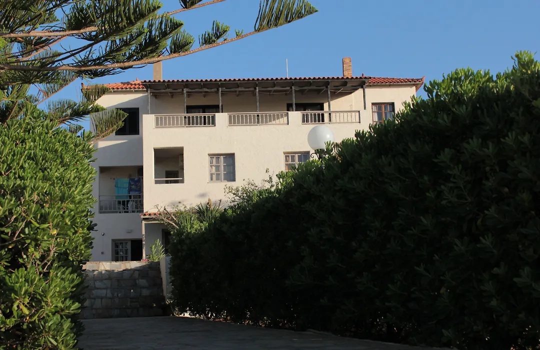 Panorama-Seaview Studios & Apartments-1