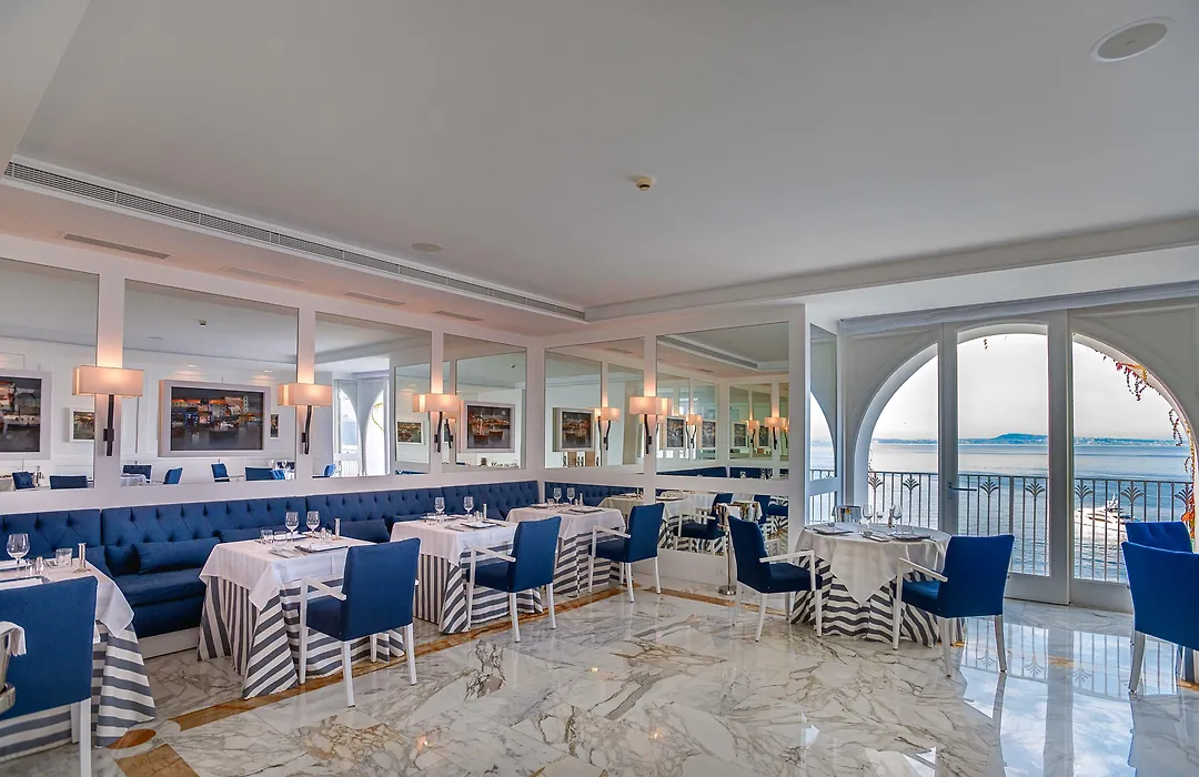 Grand Hotel Riviera-1