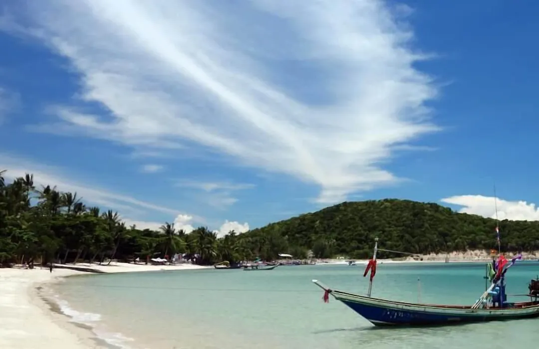 Lipa Bay Resort-1