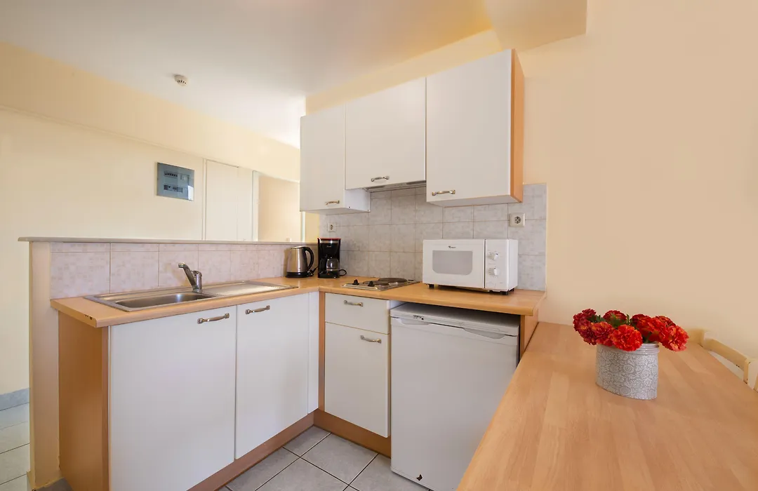 Pavlos Hotel-1