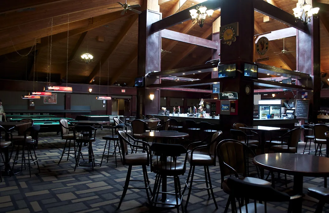 Slave Lake Inn And Conference Centre-1
