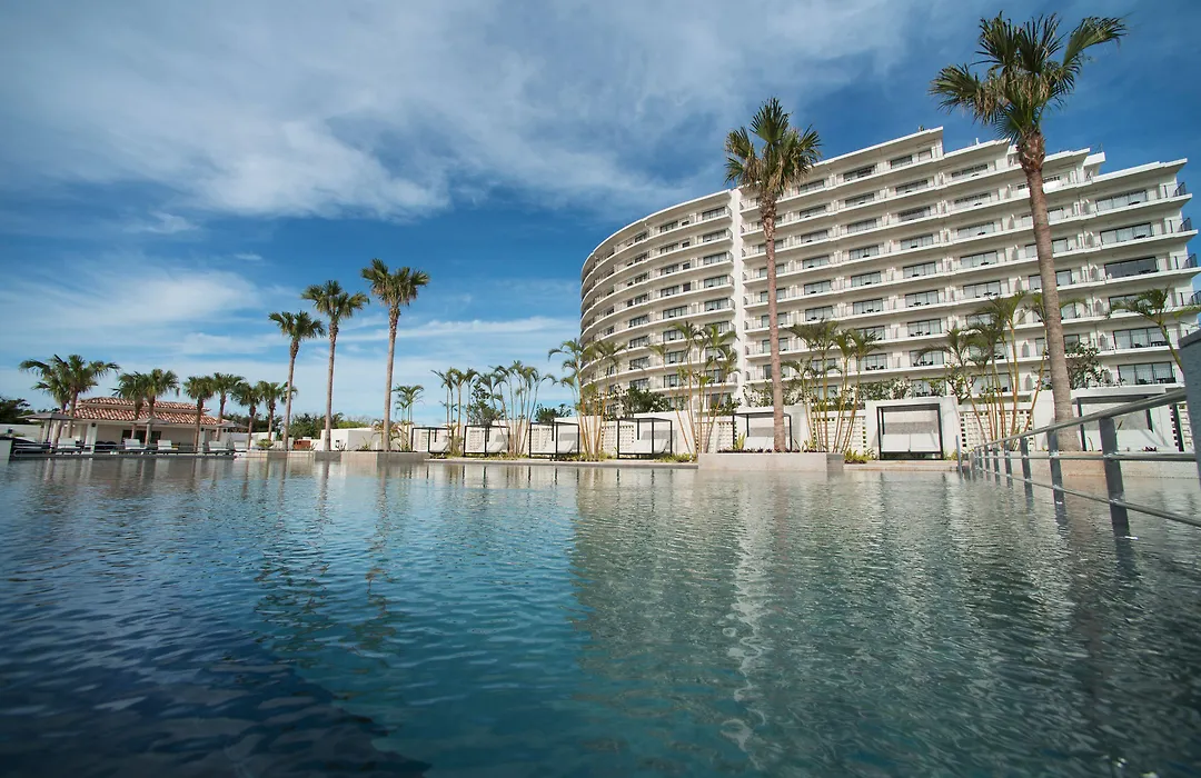 Hotel Monterey Okinawa Spa & Resort-1