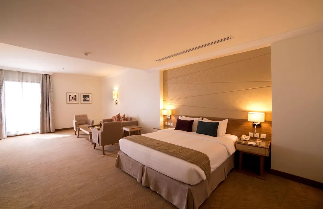 Golden Tulip Dammam Corniche Hotel-1