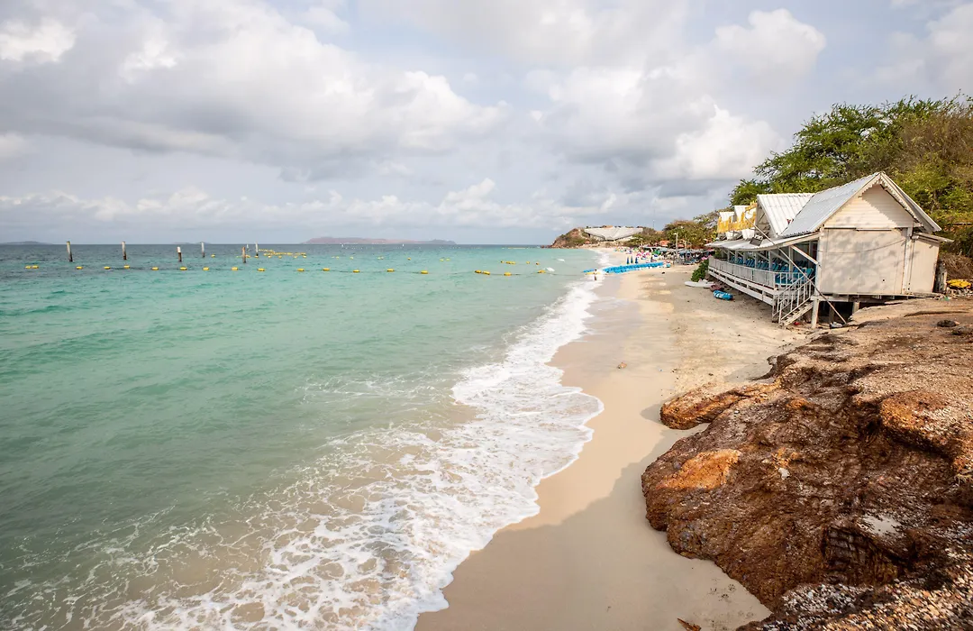 Xanadu Beach Resort-1