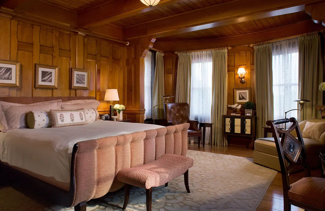 Castle Hill Inn-1