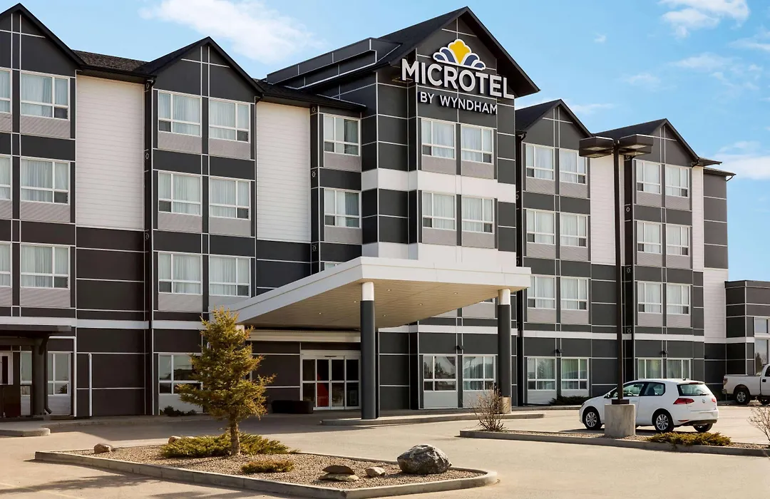 Microtel Inn & Suites By Wyndham Lloydminster-1