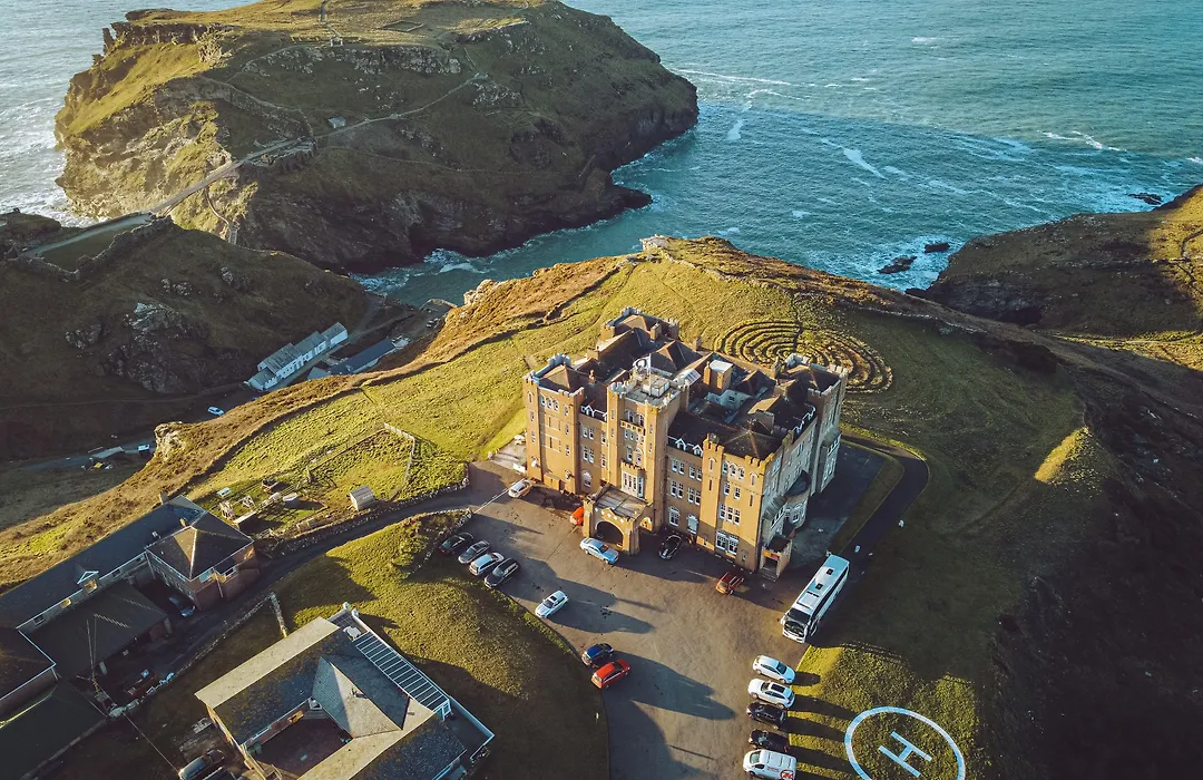 Camelot Castle Hotel-1