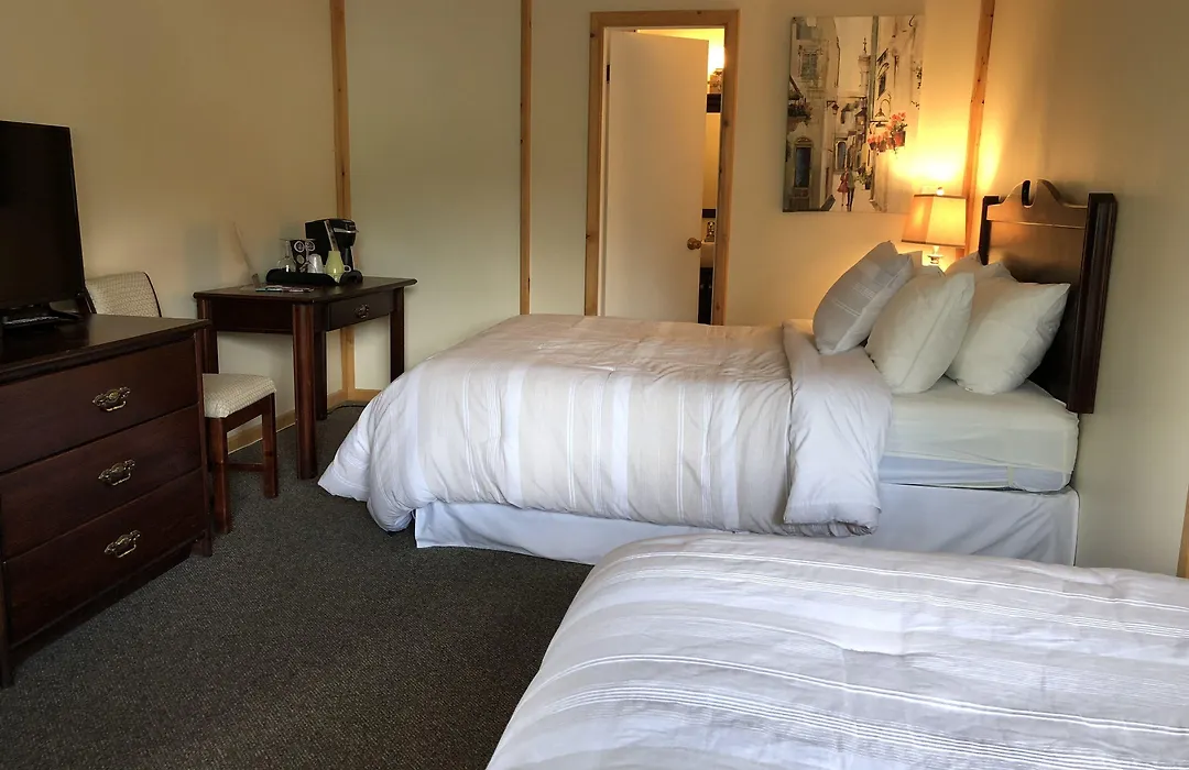 Piccadilly Motel-1