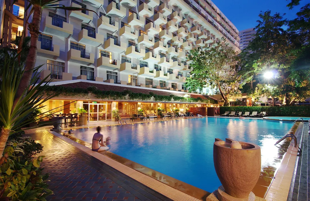 Golden Beach Hotel Pattaya-1