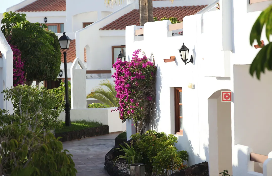 Ona Beverly Hills Suites-1
