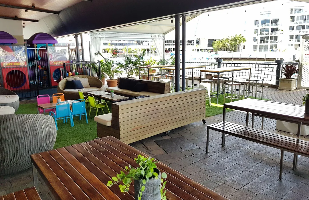 Nightcap At Kawana Waters Hotel-1