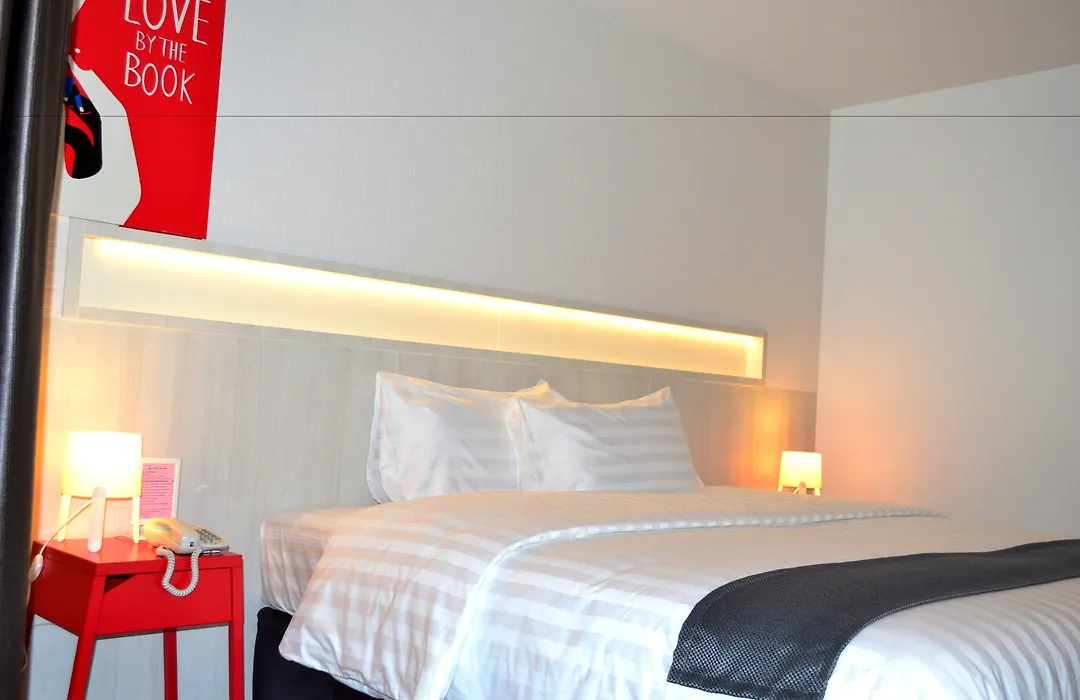 Flipper Lodge Hotel - Sha Extra Plus-1