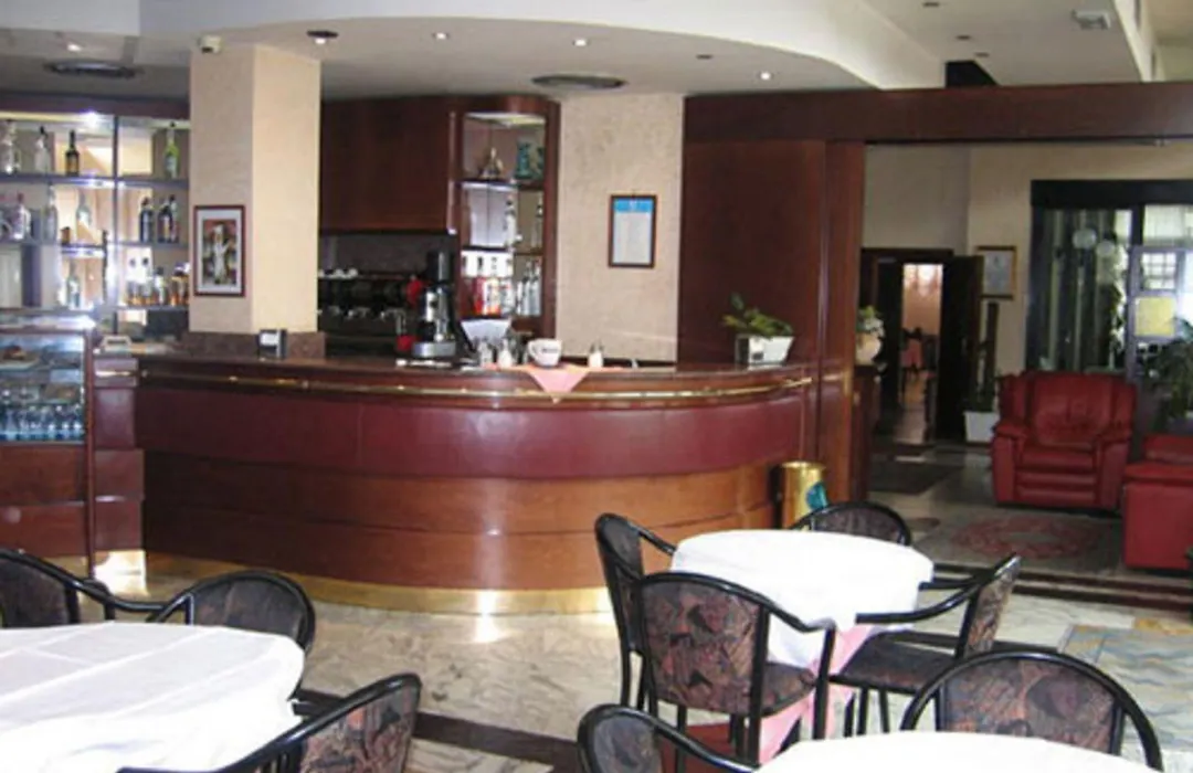 Hotel Excelsior-1