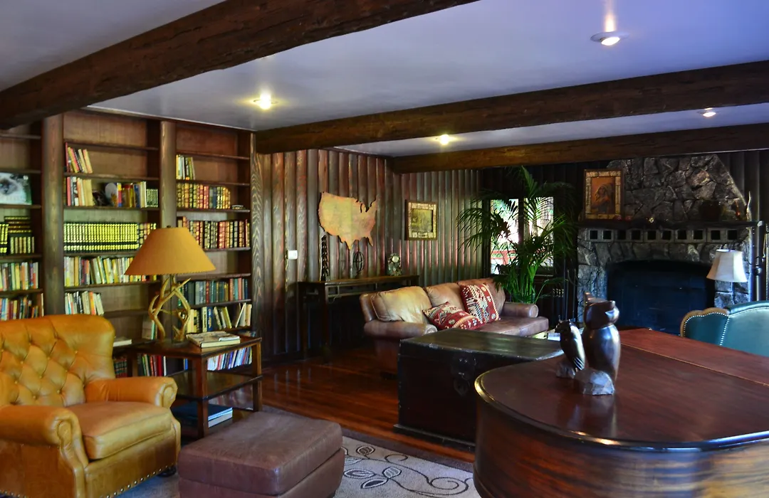 Guerneville Lodge-1